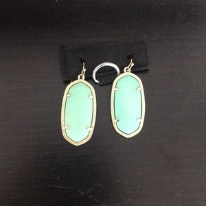 Kendra Scott Elle Earrings